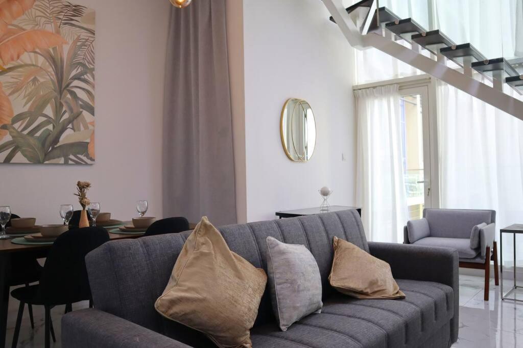 Luxury Duplex 2br Oasis In Masdar Appartement *