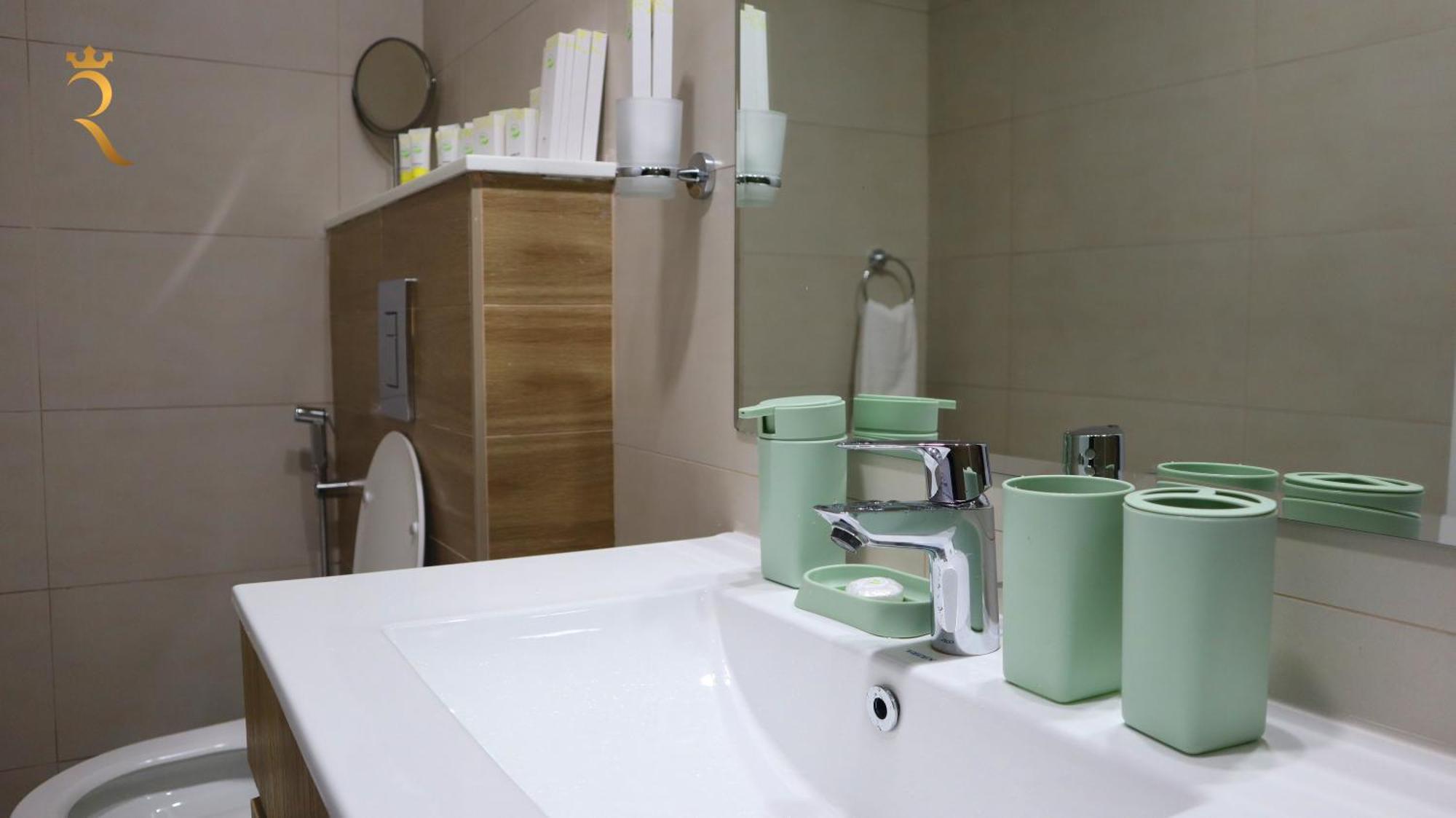 Luxury Duplex 2br Oasis In Masdar * Abou Dabi