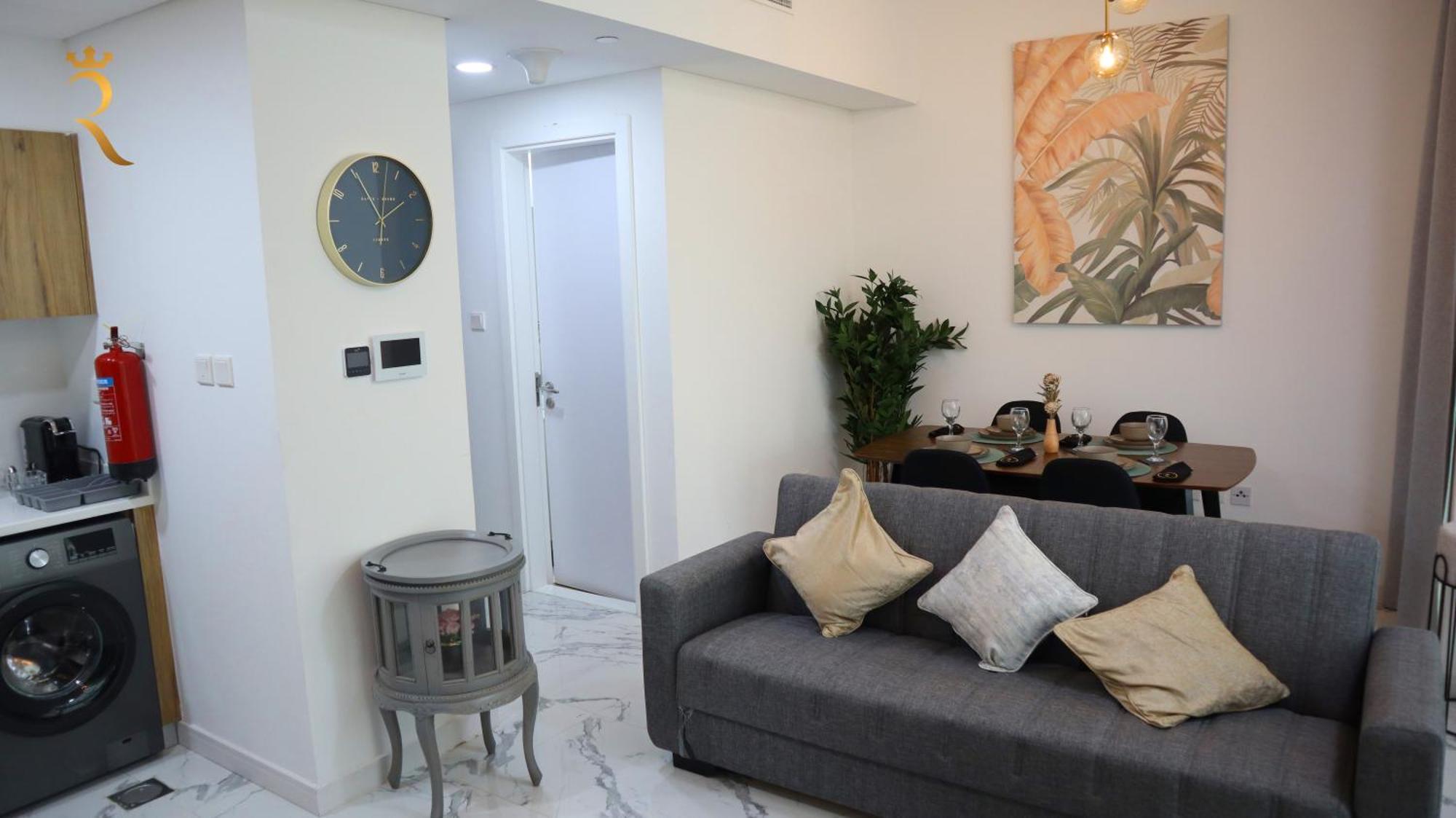 Luxury Duplex 2br Oasis In Masdar *